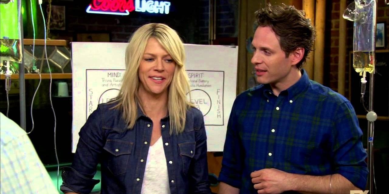 Dee and Dennis at the bar in It's Always Sunny