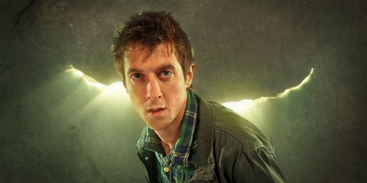 Doctor Who image with Rory looking ahead with crack of light behind him.