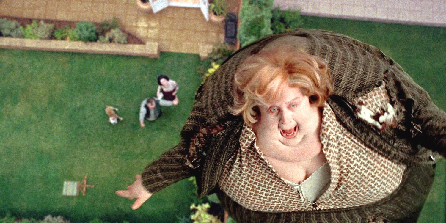 Aunt Marge flies away in Prisoner of Azkaban