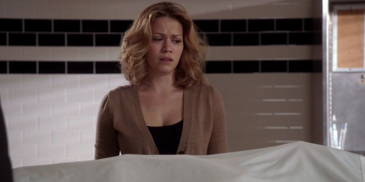 Screenshot One Tree Hill Haley Morgue Season Nine