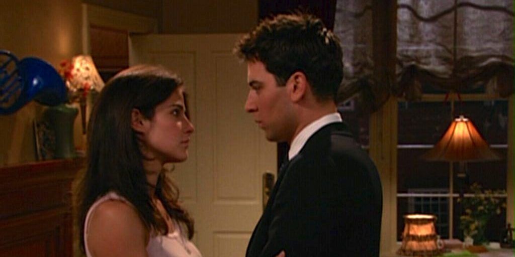 Ted and Robin looking at each other in the HIMYM Pilot