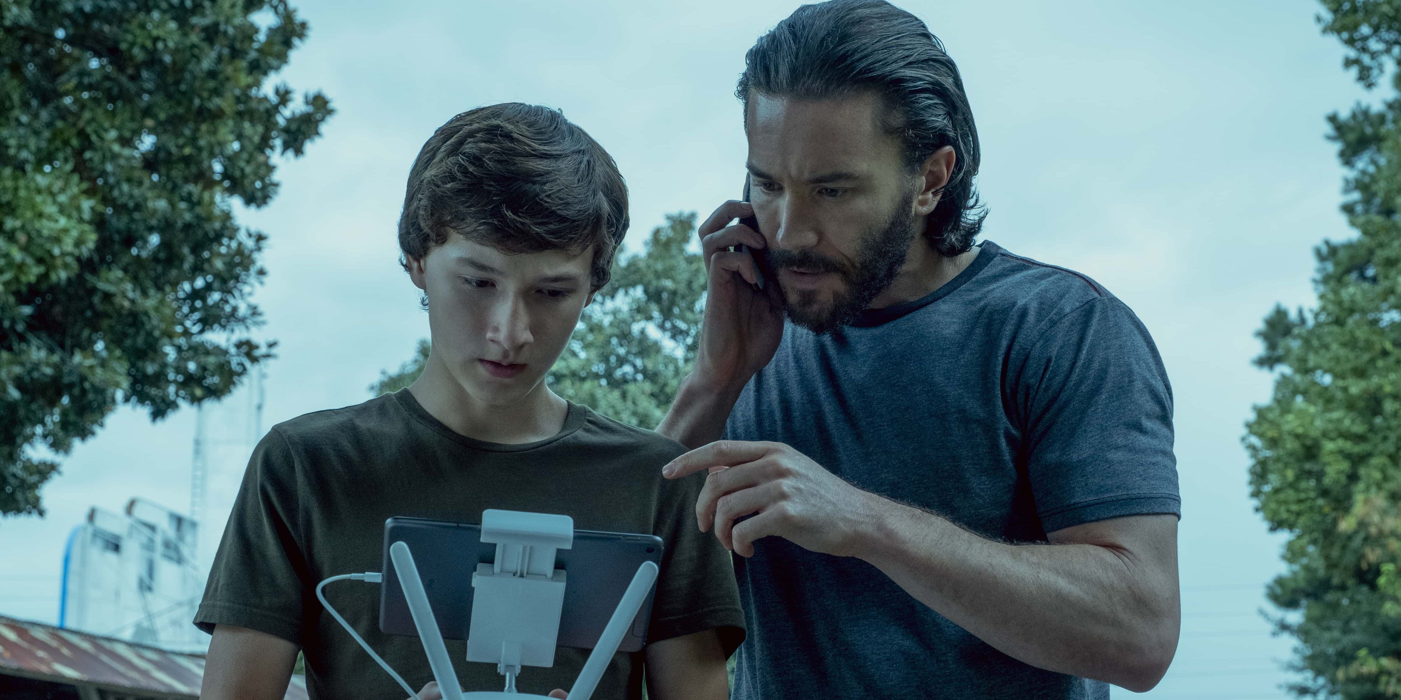 Jonah teaches Ben how to operate a drone in Ozark.