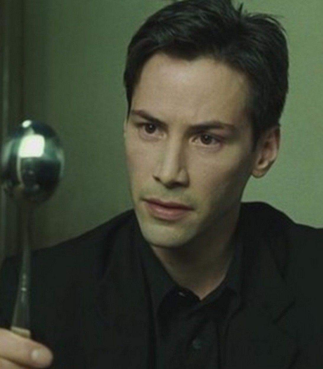 Keanu Reeves as Neo in Matrix vertical
