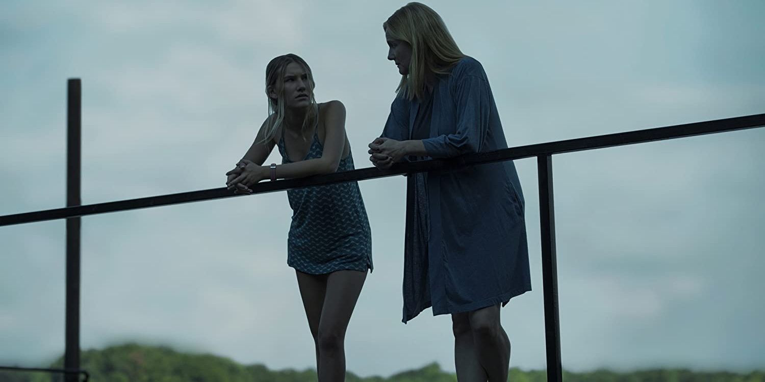 Charlotte and Wendy standing next to each other in Ozark.