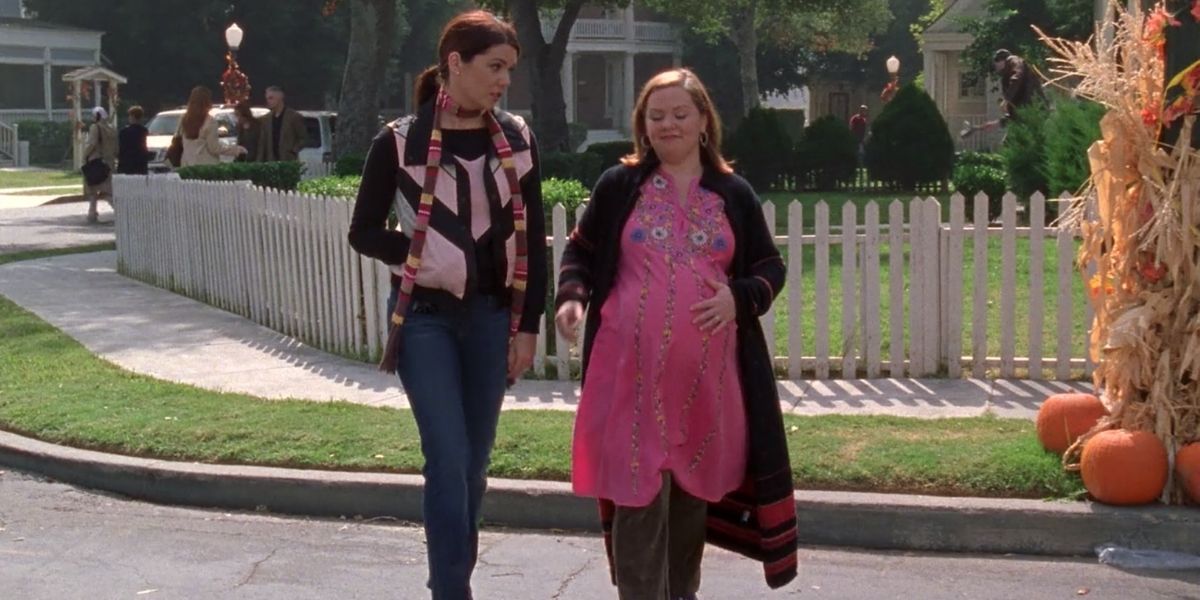 Lorelai and Sookie walking around Stars Hollow on Gilmore Girls.