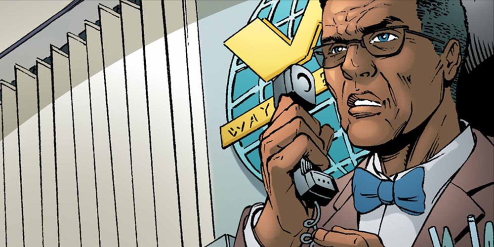 Lucius Fox - Authority