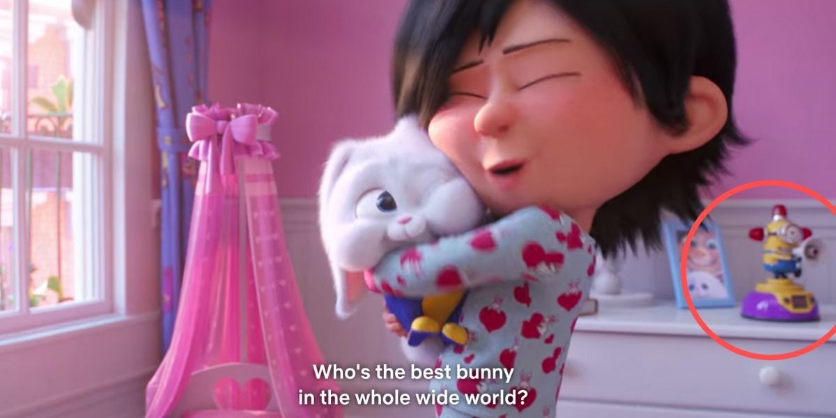 MINION on mollys desk - secret life of pets 2