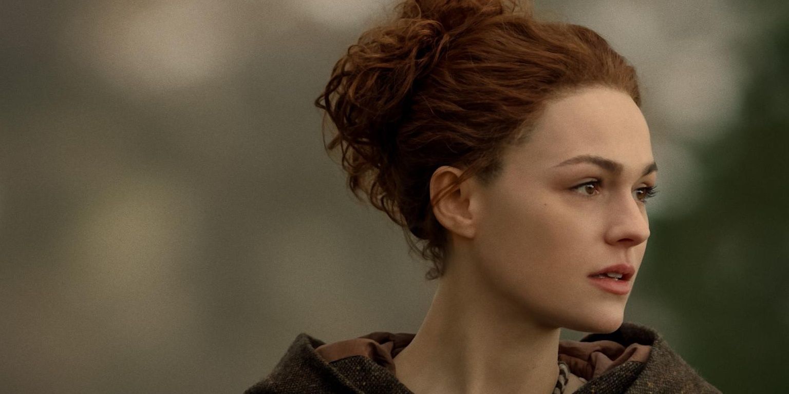 Brianna stares off into the distance in Outlander 