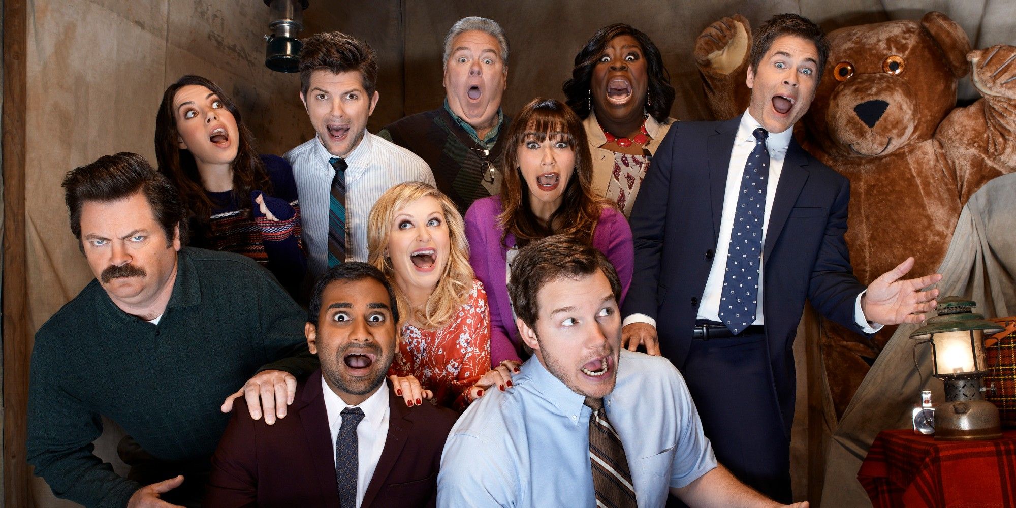 Parks and Recreation cast screaming together