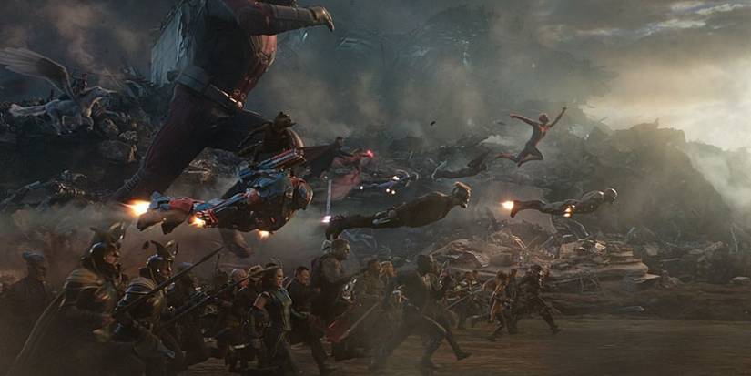 An army of Avengers appearing from portals in Avengers Endgame