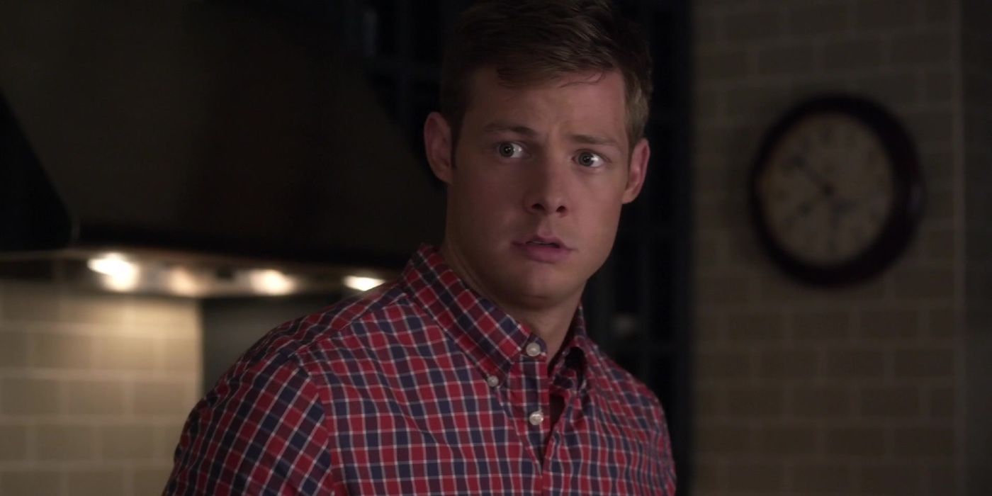 Andrew looking surprised on Pretty Little Liars