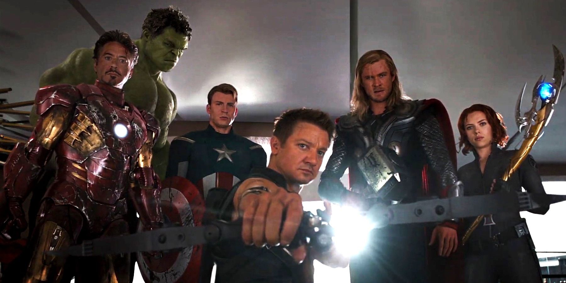 Robert Downey Jr, Mark Ruffalo, Chris Evans, Jeremy Renner, Chris Hemsworth and Scarlett Johansson in The Avengers