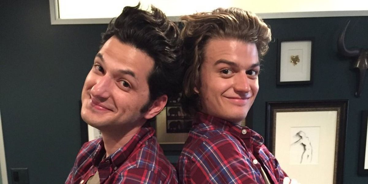 Stranger Things' Joe Keery Debuts Bowl Cut With Bangs