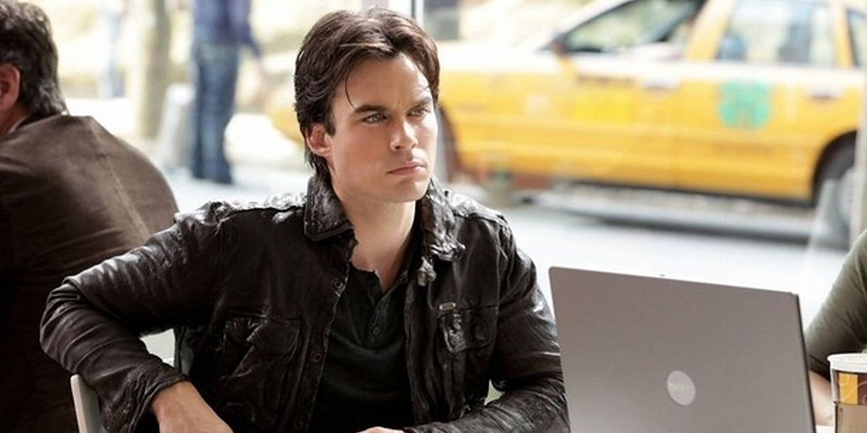 Damon at a coffe place in TVD