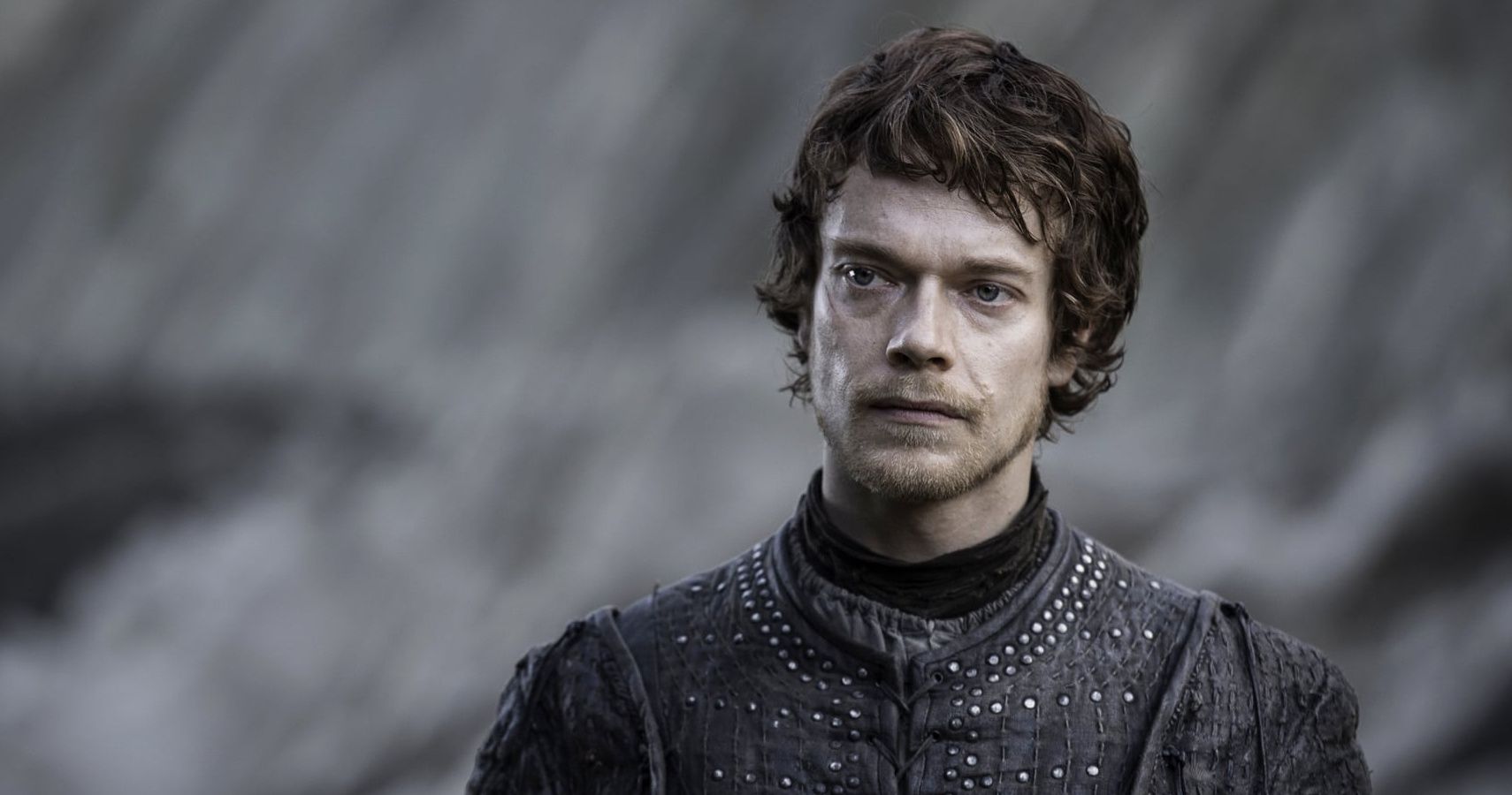 Theon Greyjoy (Alfie Allen) standing on beach in Game of Thrones 