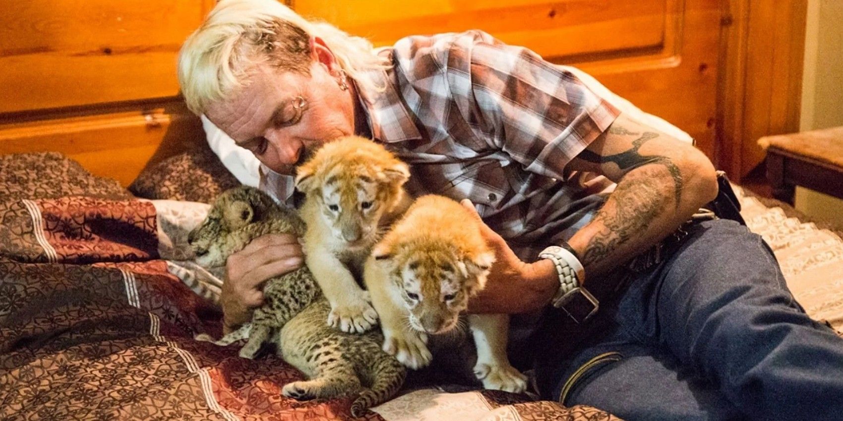 Joe Exotic SCARED Of Tigers Biggest Tiger King Twist Revealed In New Episode