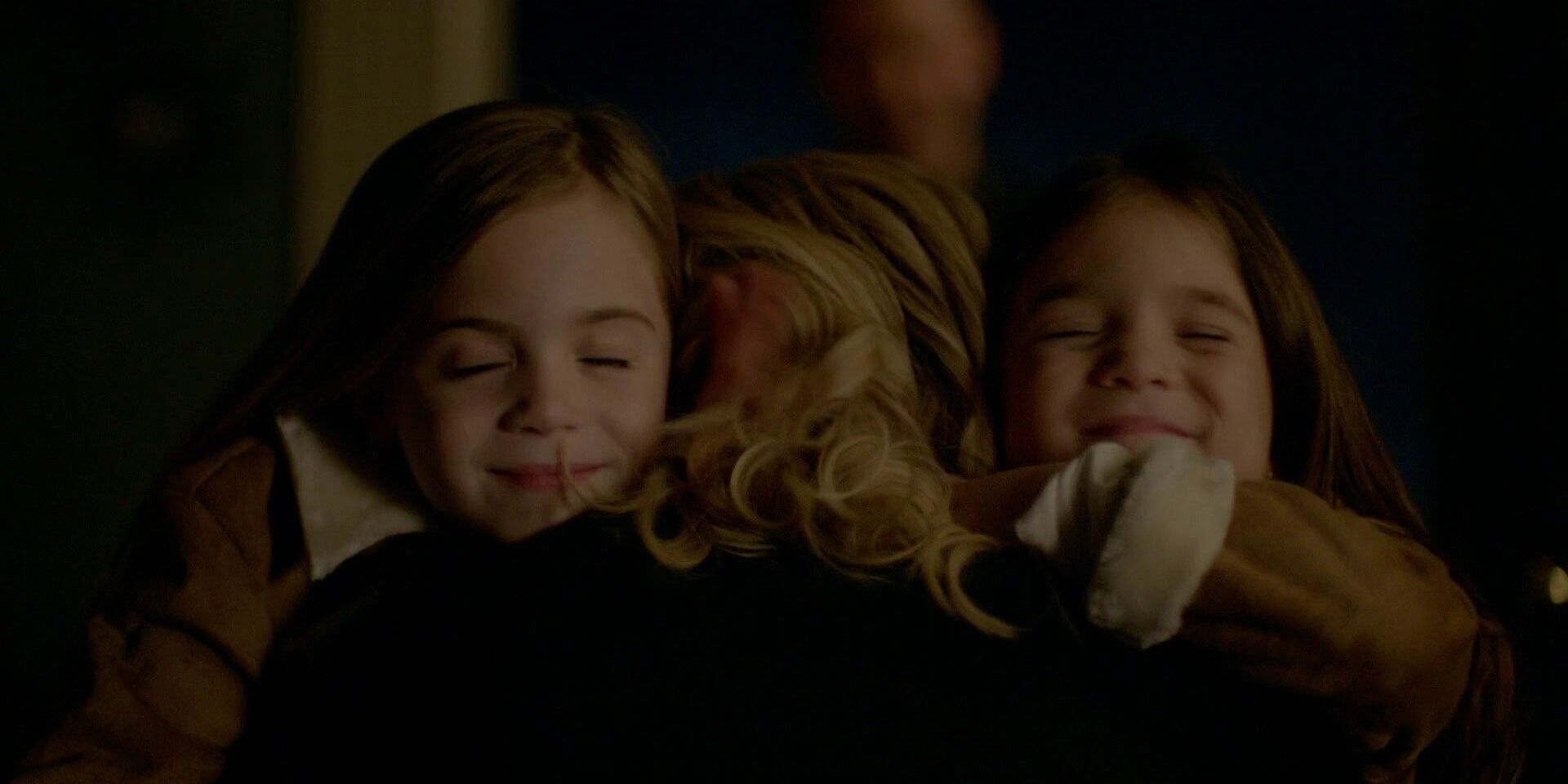 Caroline hugging Josie and Lizzie on The Vampire Diaries