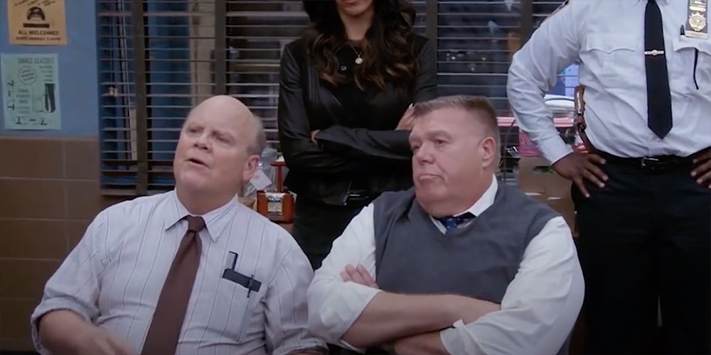 Brooklyn 99: 10 Quotes That Prove Scully & Hitchcock Are The Funniest Characters