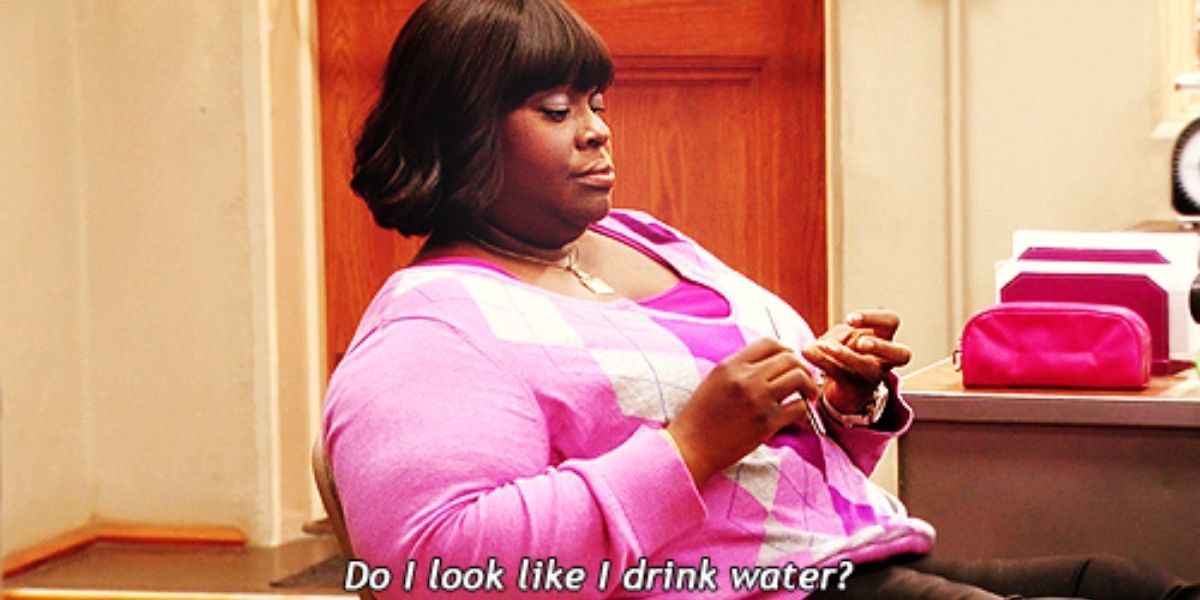 donna drinking water - parks and rec