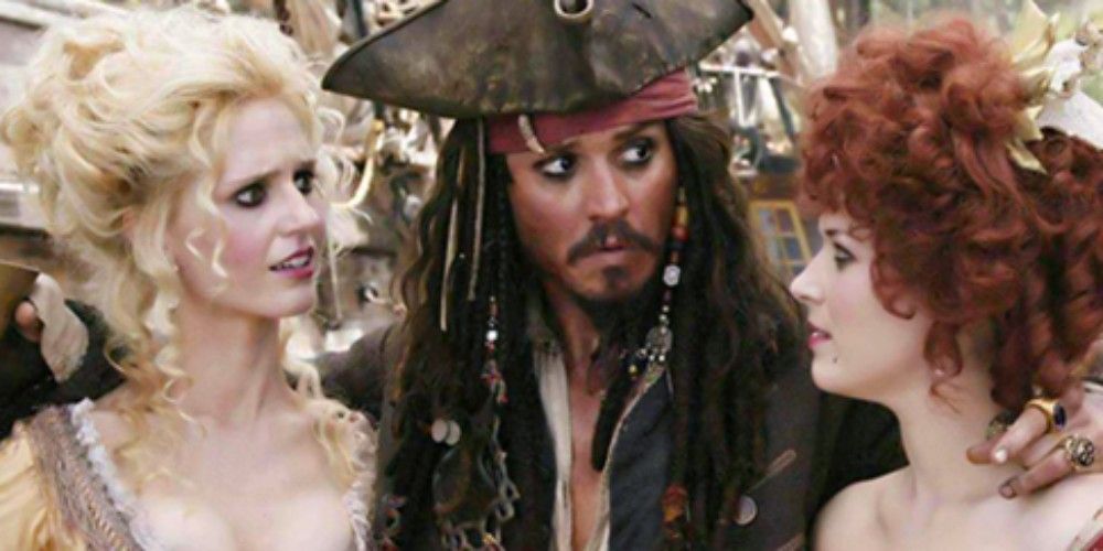 jack-sparrow-giselle-scarlett-tortuga-pirates-of-the-caribbean