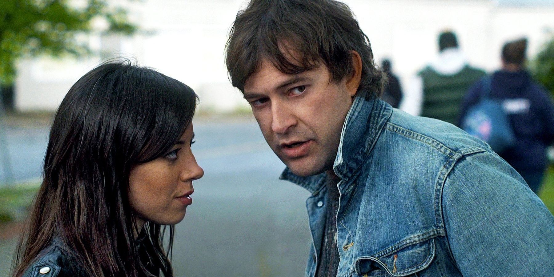 Mark Duplass and Aubrey Plaza talking in Safety Not Guaranteed