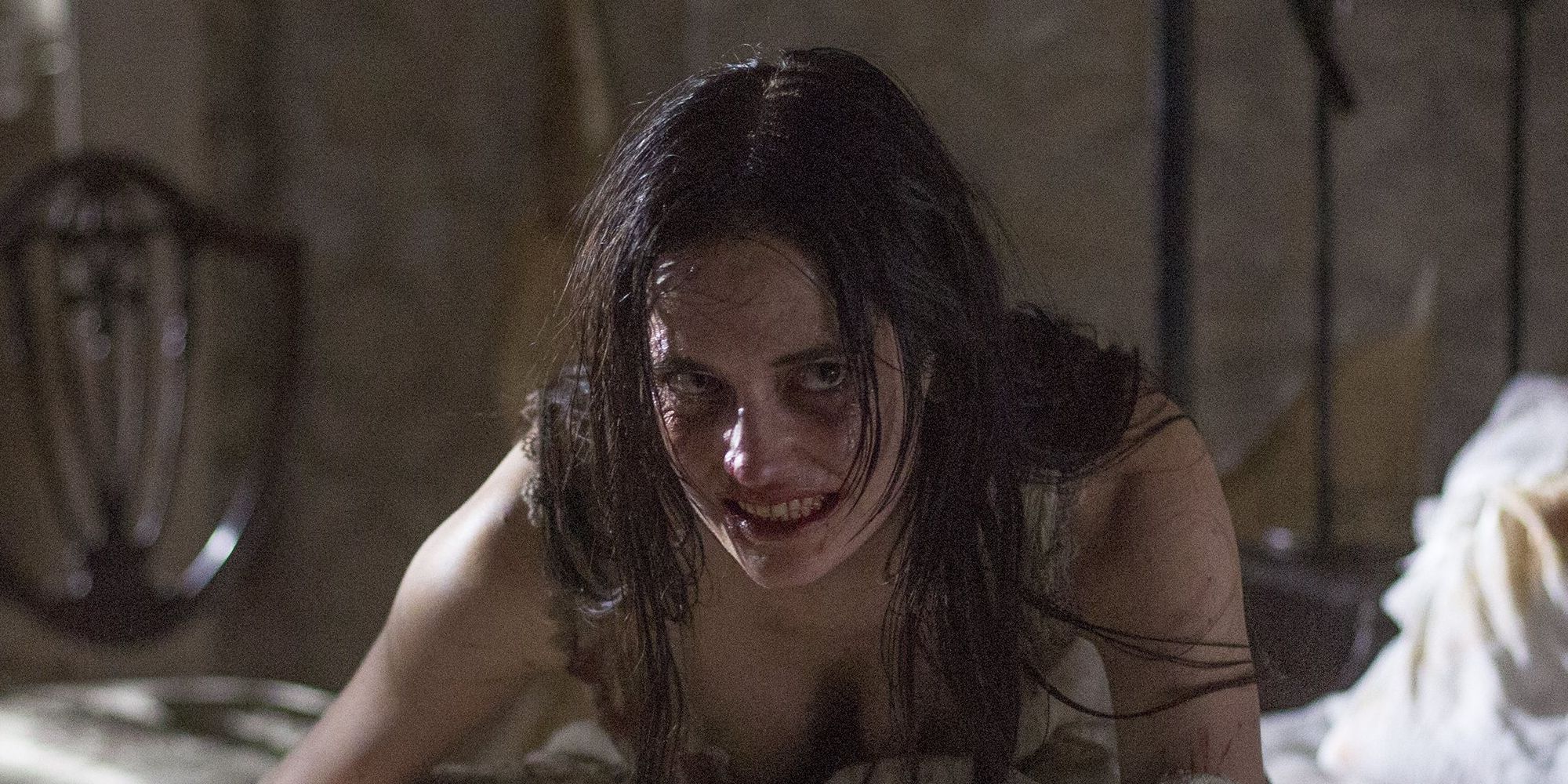 Penny Dreadful: Vanessa Ives on a bed.