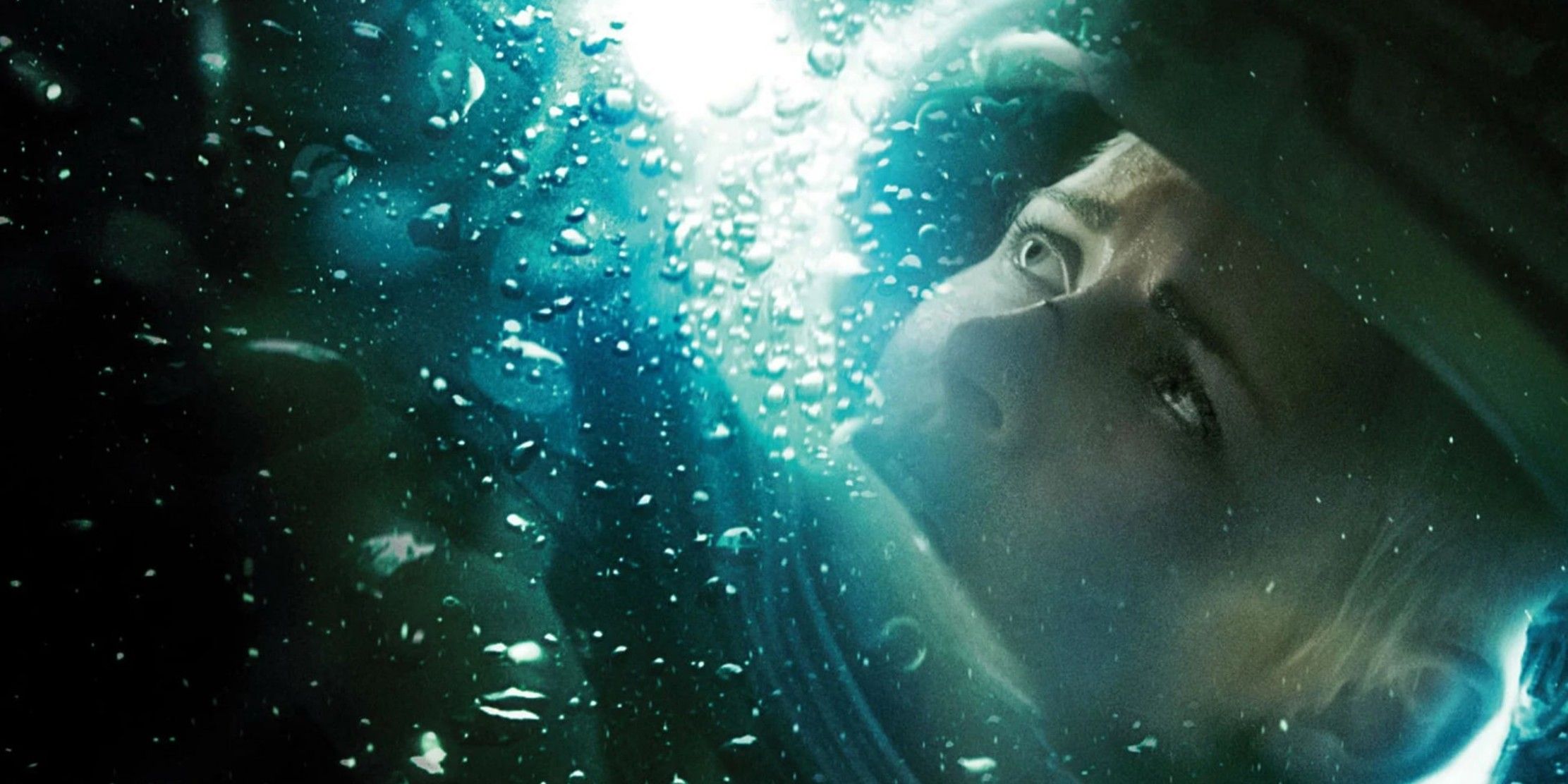 Kristen Stewart as Norah Price in Underwater.