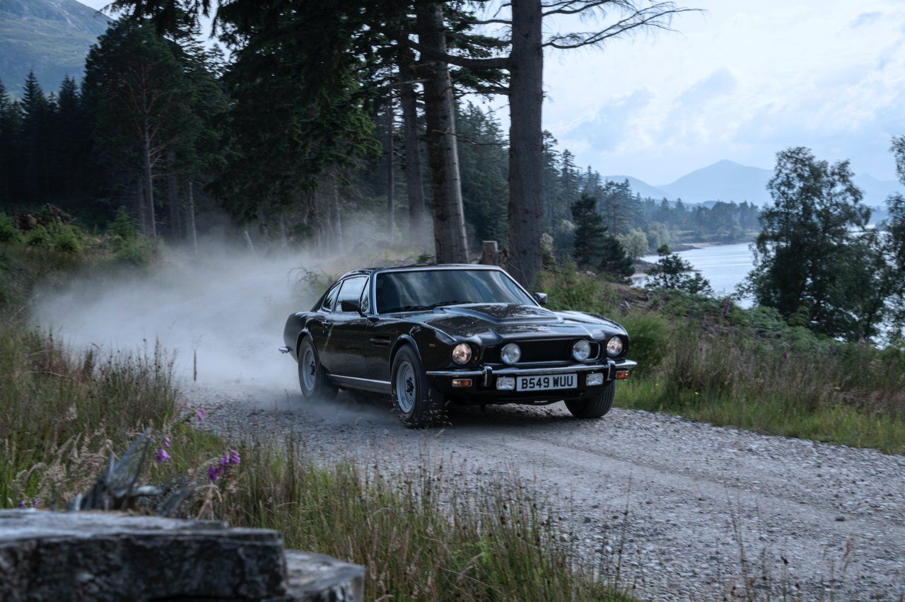 Aston Martin V8 Vantage in No Time To Die