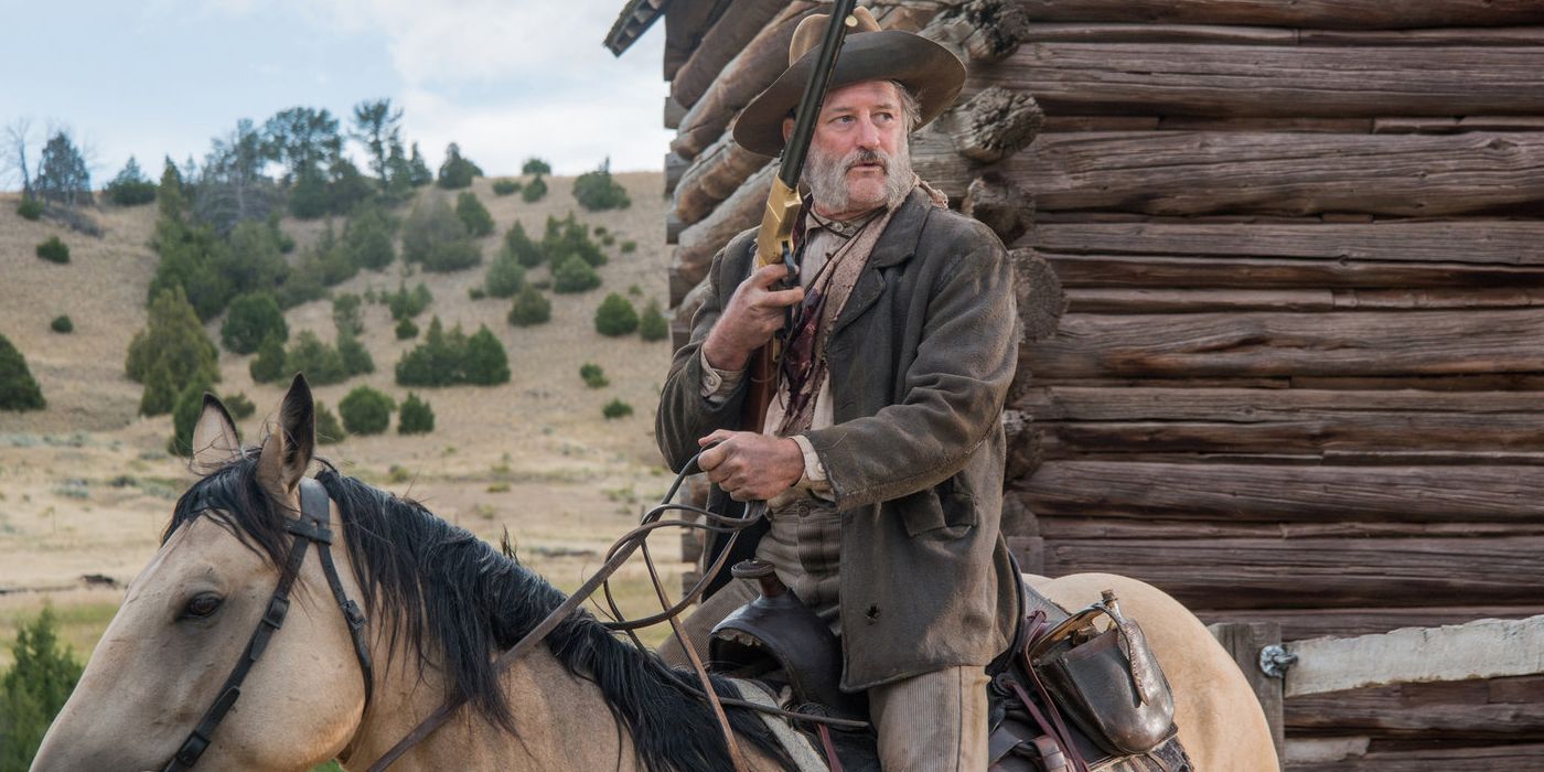 Bill Pullman sitting on a horse in The Ballad of Lefty Brown