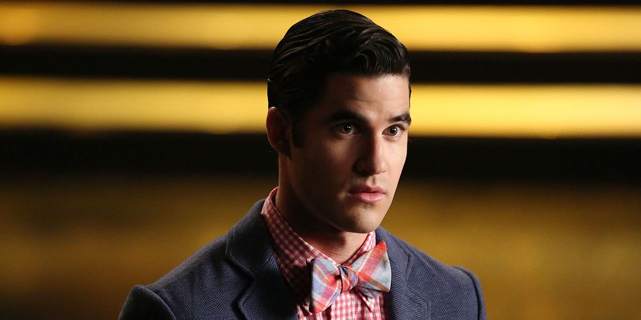 Blaine looking slightly surprised in Glee.
