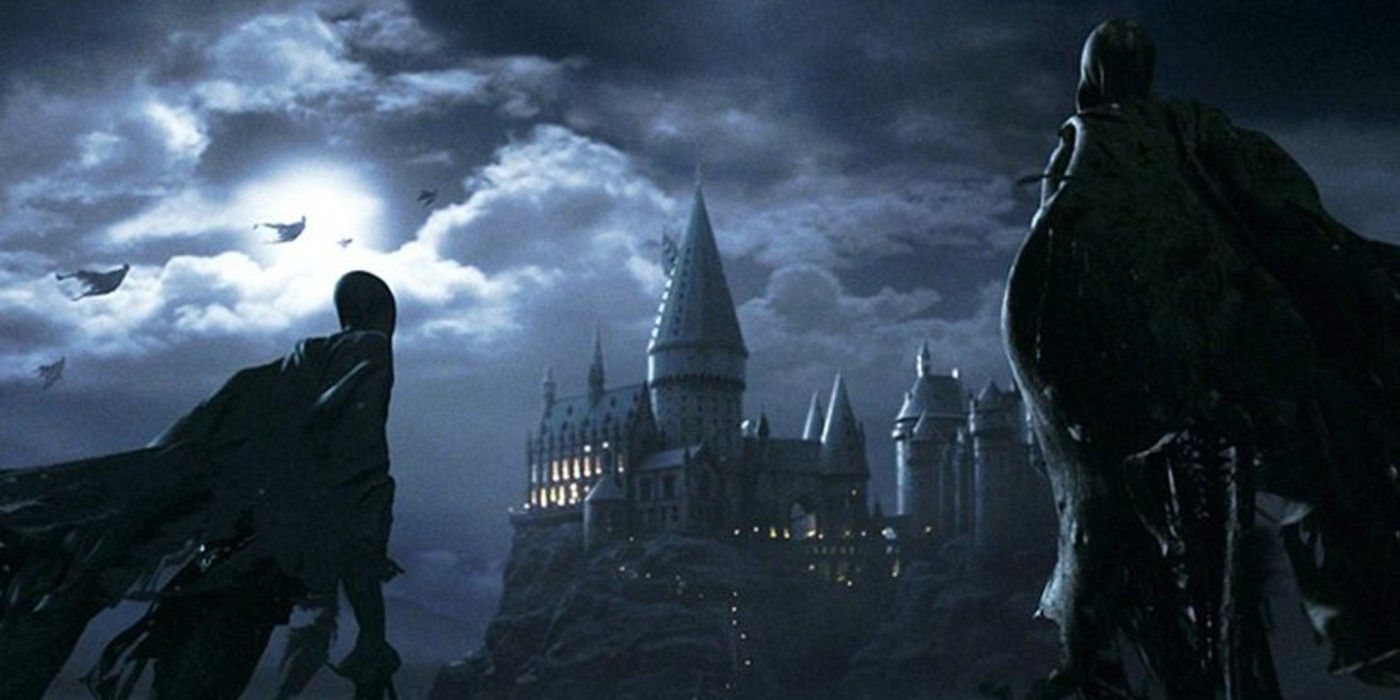 Dementors above Hogwarts 