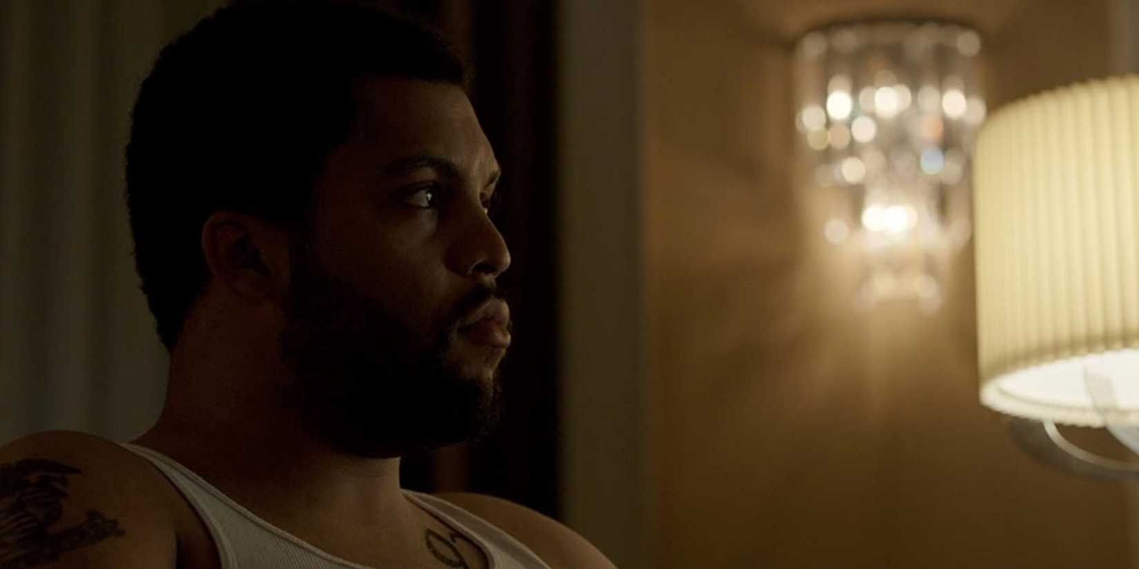 O'Shea Jackson Jr. as Donnie looks to the side in Den of Thieves