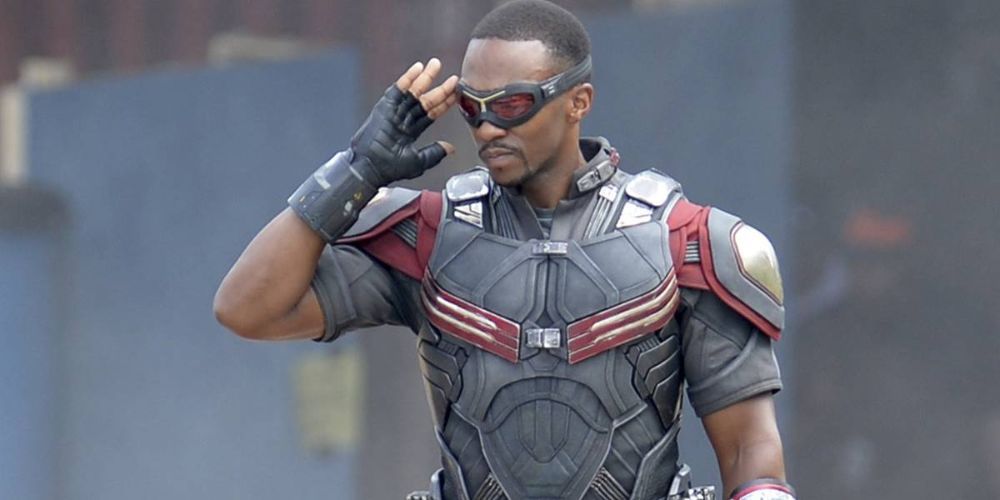 Mcu: 10 Heroes Who Desperately Need A Costume Upgrade