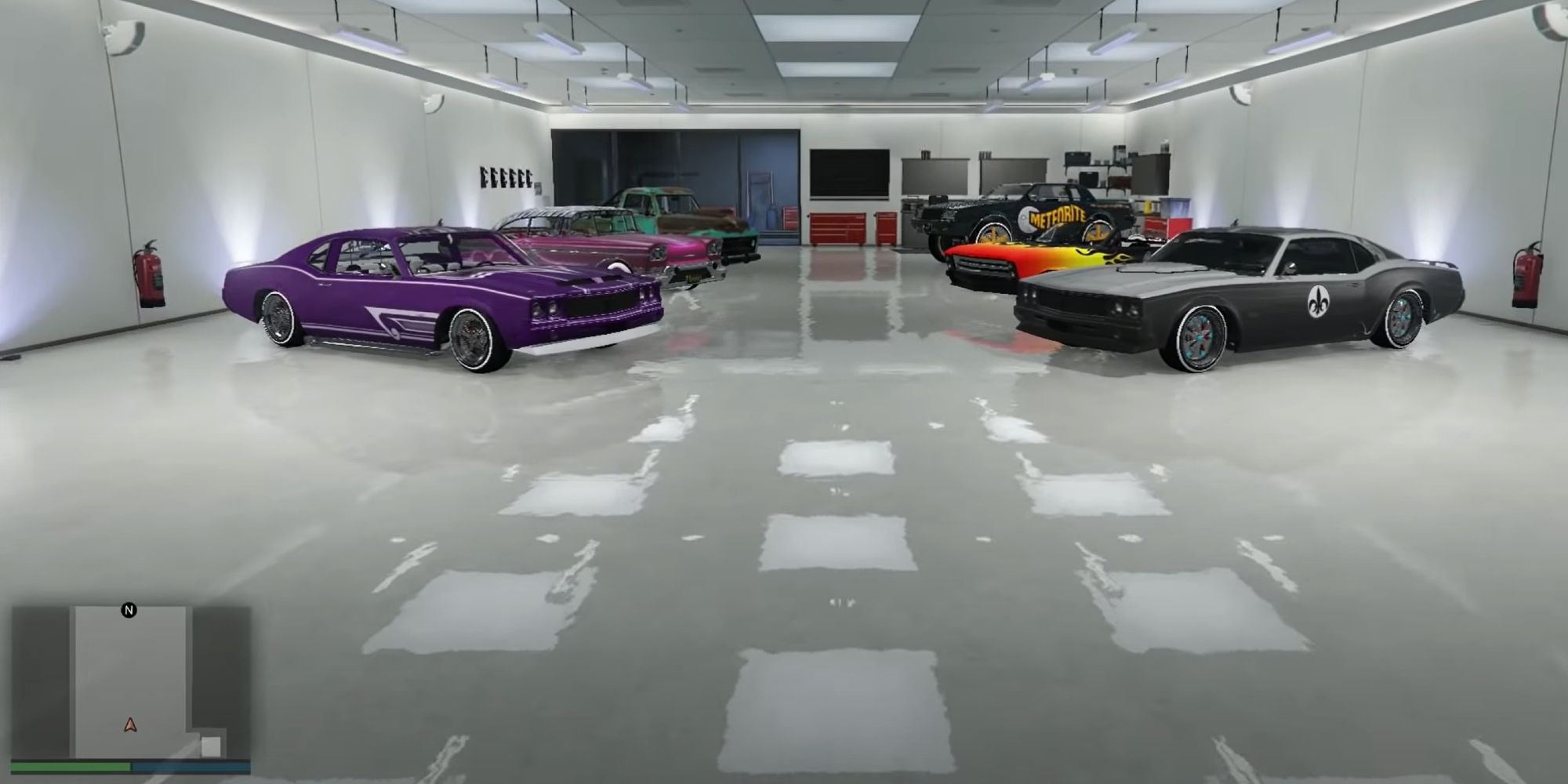 A six car garage in GTA Online