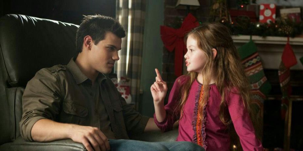 Twilight Saga 5 Times Jacob Was A Bad Friend To Bella (& 5 Times He Wasn’t)