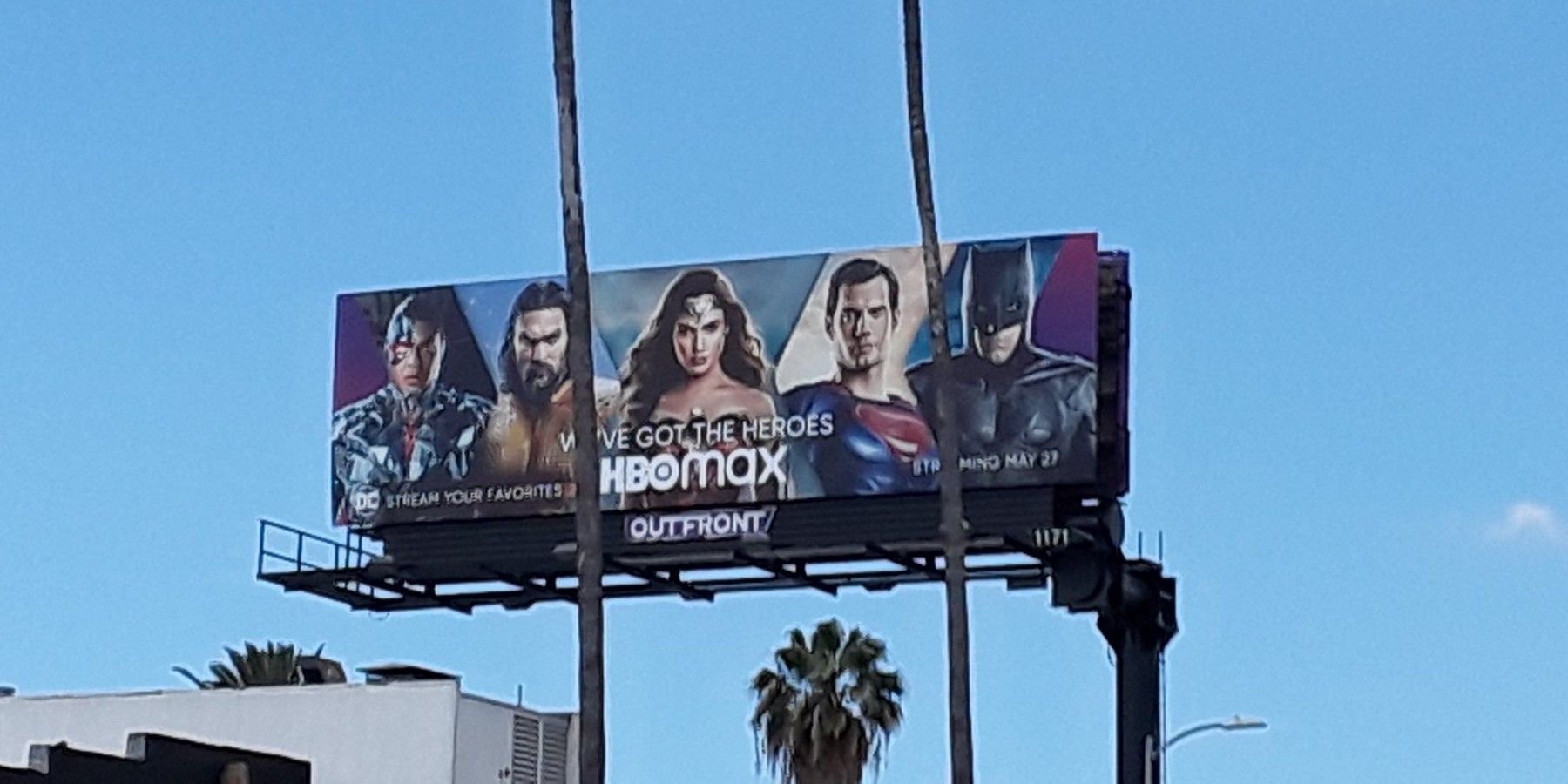 Justice League Has Its Own HBO Max Billboard | Screen Rant