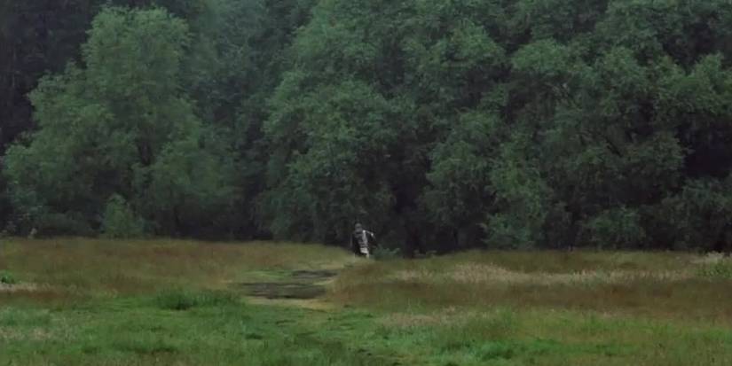 Monty Python And The Holy Grail's 10 Funniest Scenes