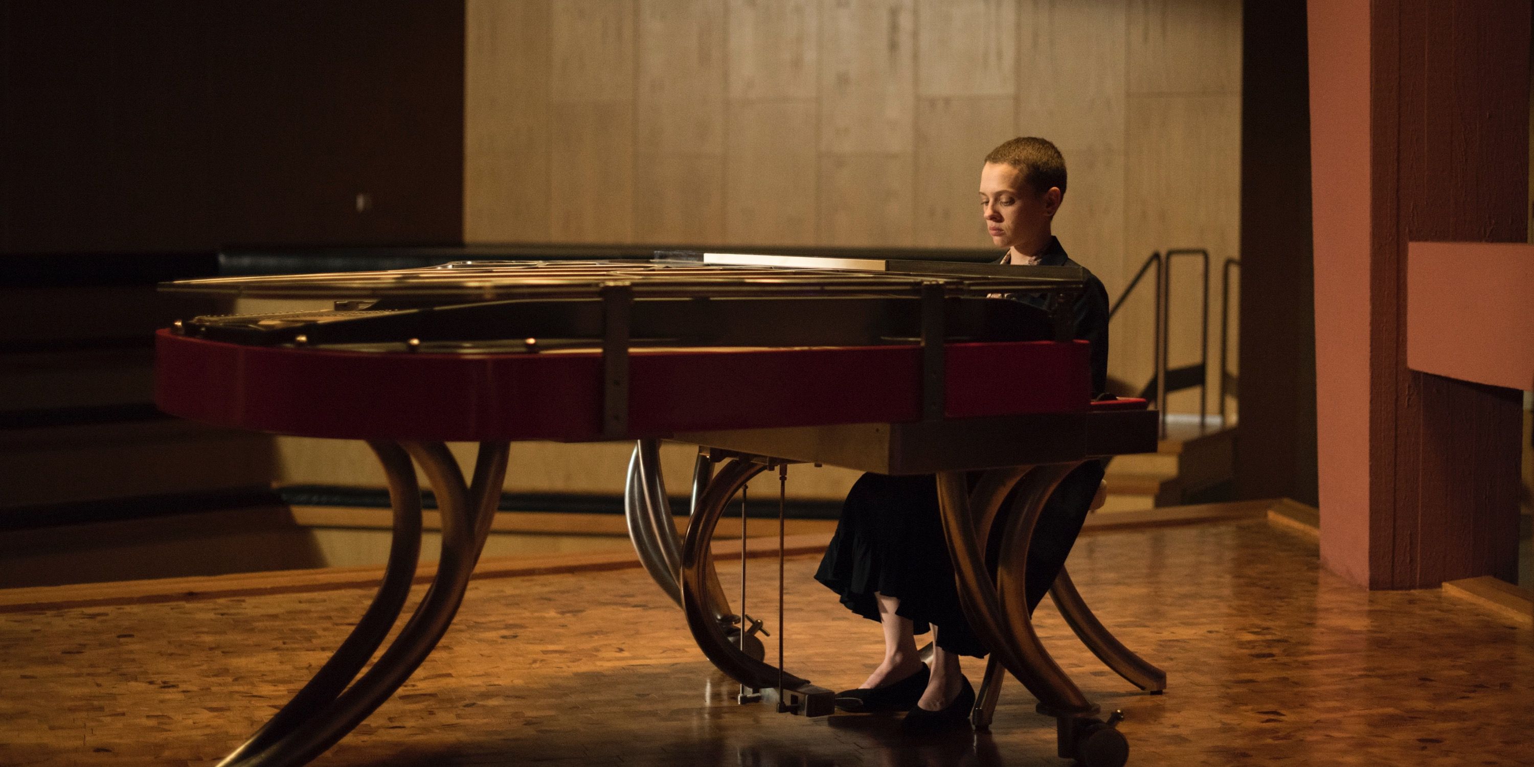 Unorthodox The 10 Most Shocking Scenes That We Can't Stop Thinking About