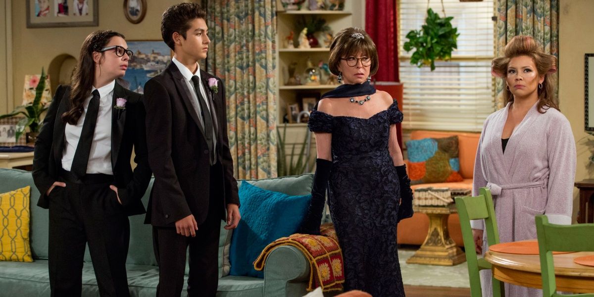 One Day At A Time 5 Times The Show Made The Fans Laugh (& 5 Times It Made Fans Cry)