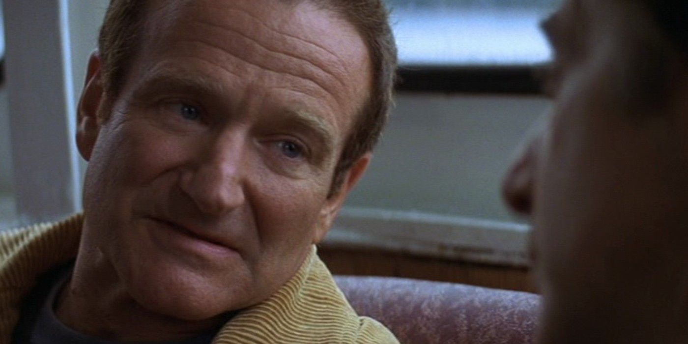 Robin Williams looking sideways in Insomnia