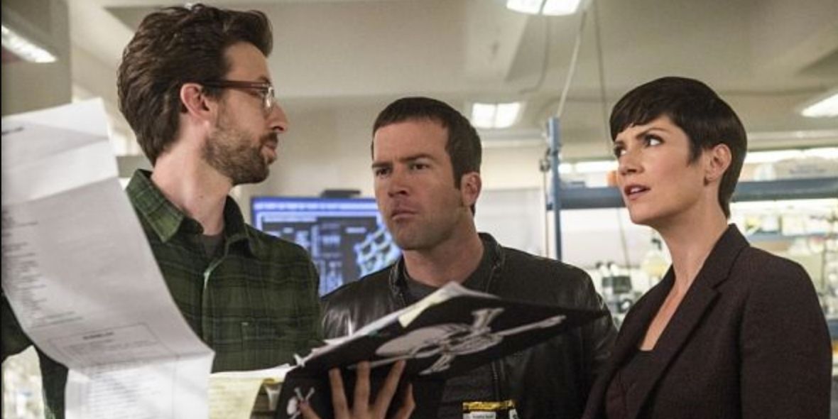 NCIS New Orleans 5 Relationships Fans Were Behind (& 5 They Rejected)