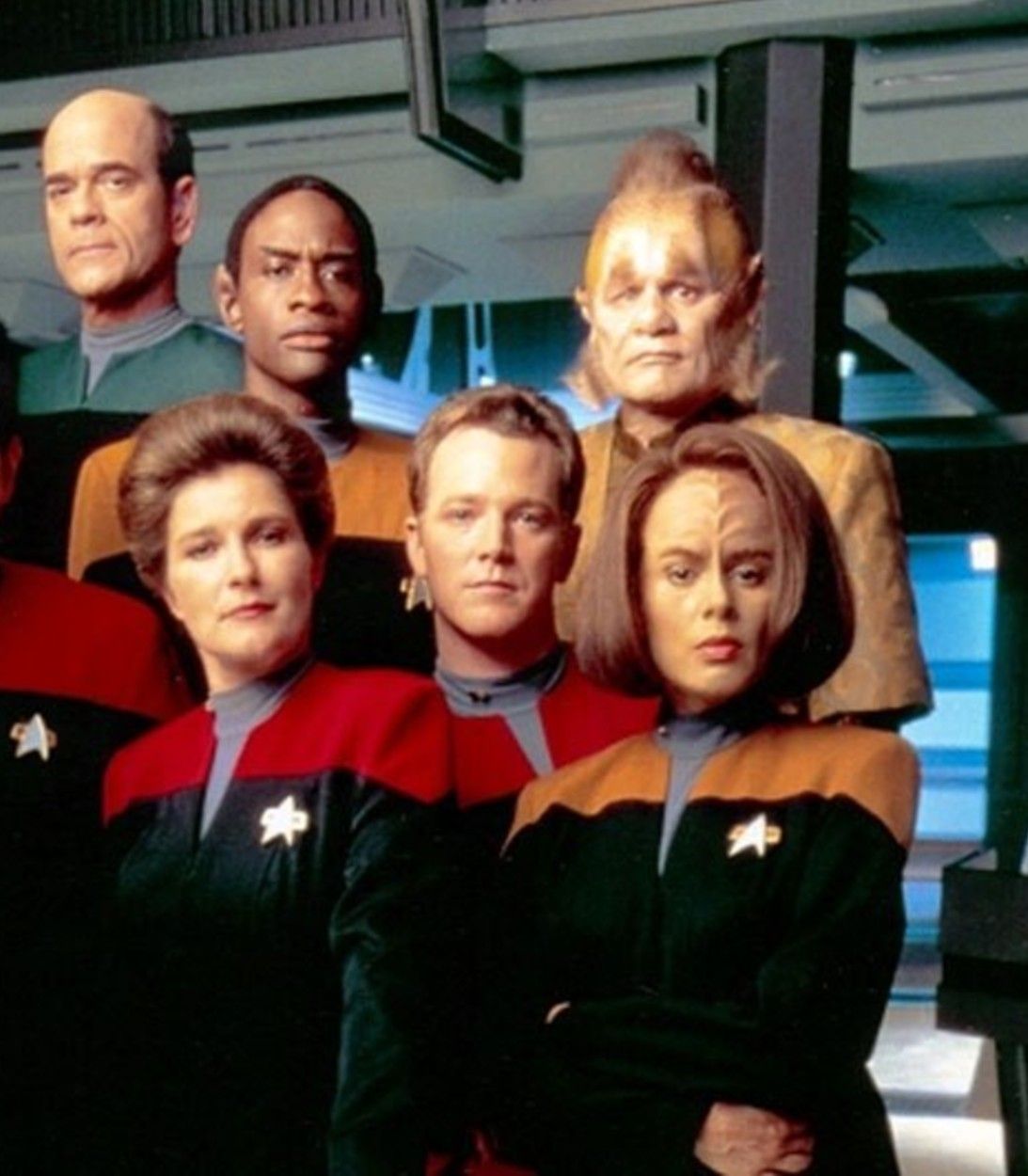 Star Trek Voyager cast vertical
