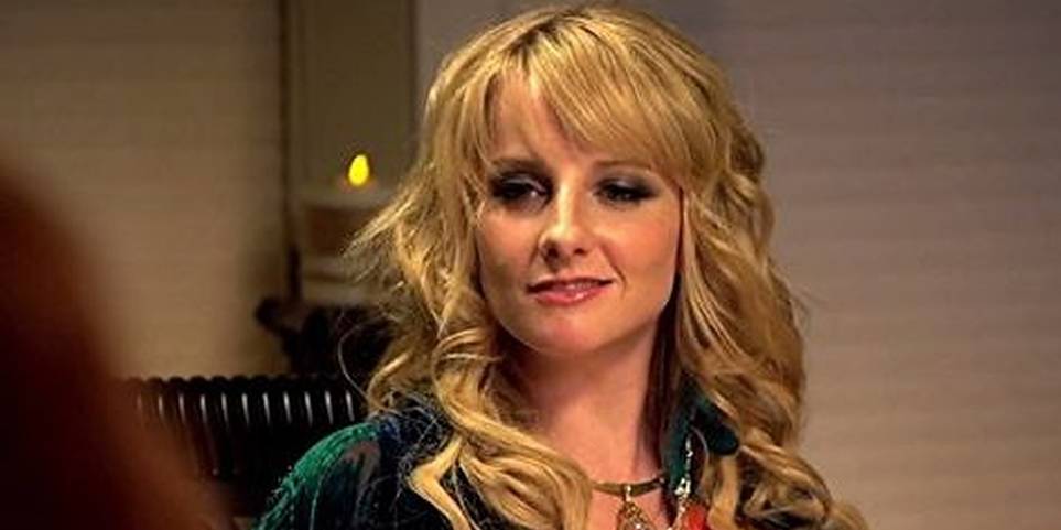 Melissa rauch hot pictures