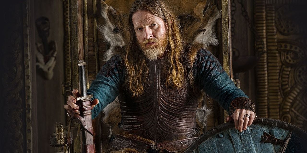 King Horik welcomes Ragnar to his palace in Vikings