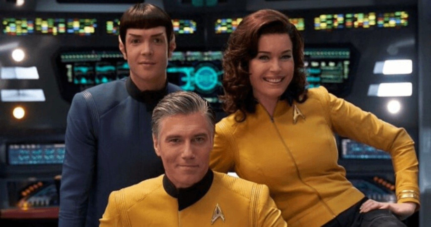 Ethan Peck, Anson Mount, and Rebecca Romjin in Star Trek: New Discovery