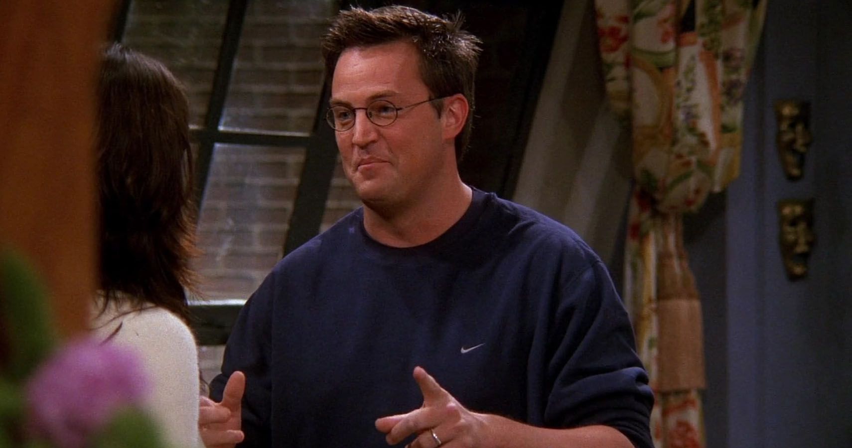 Friends: 10 Jokes From Season 7 That Aged Poorly