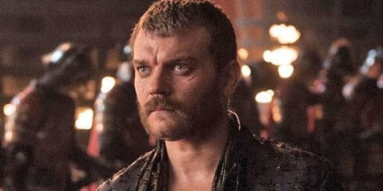Euron Greyjoy in the throne room in Game of Thrones