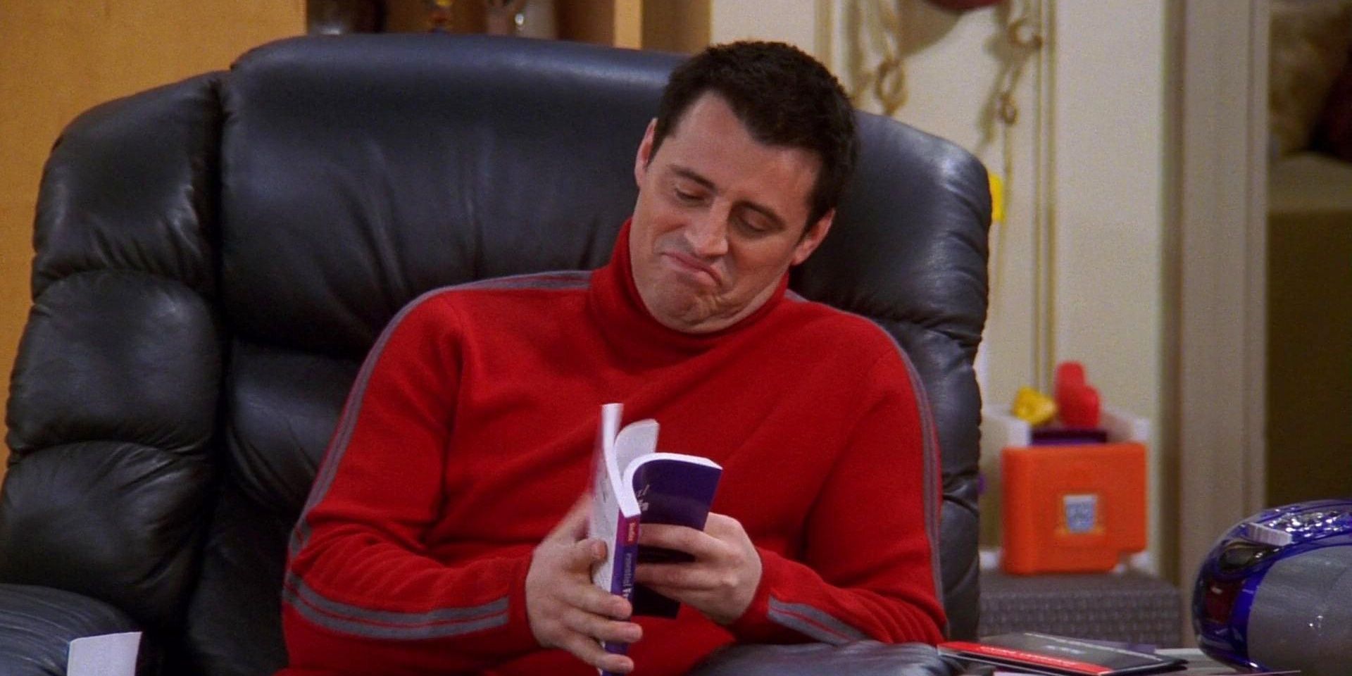 Joey attempts to learn French on his own in Friends