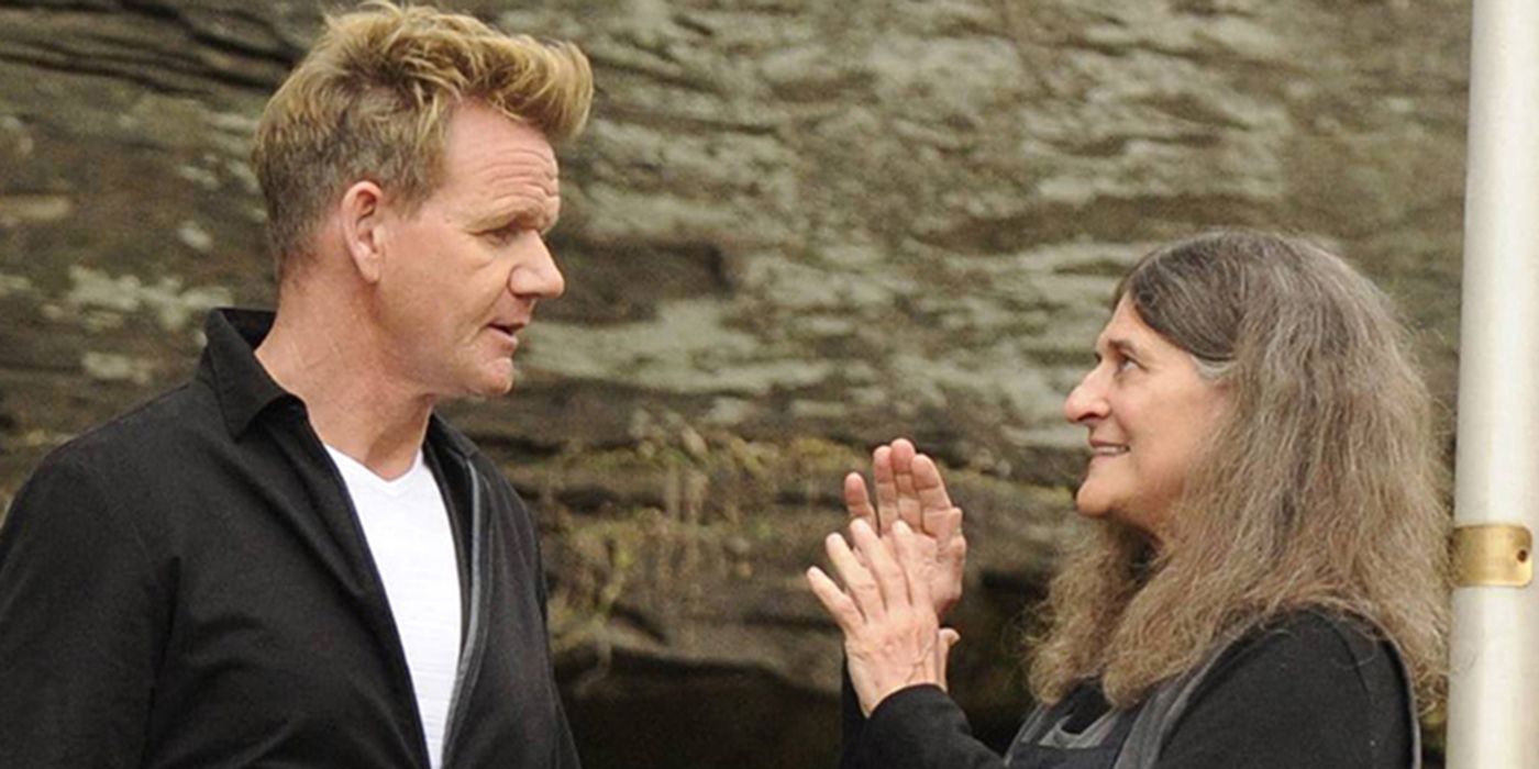 Gordon Ramsay talking to the eccentric owner of the Town&rsquo;s inn