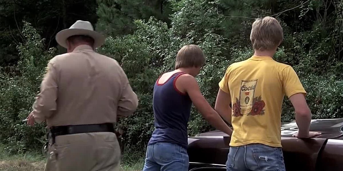 Justice arresting some young people in Smokey and the Bandit
